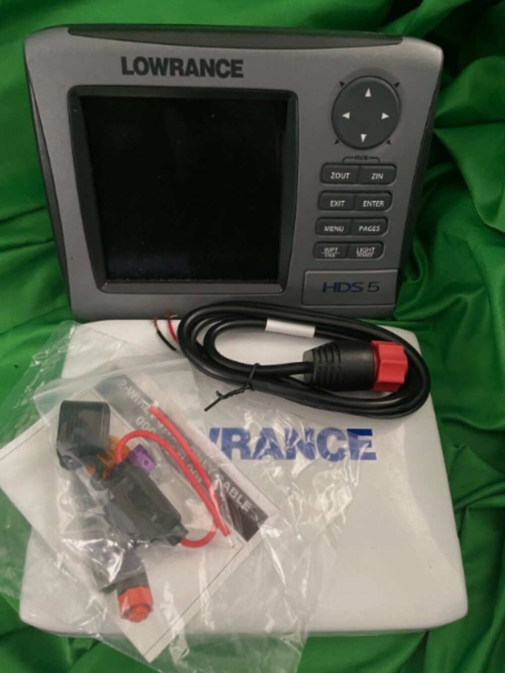 Lowrance HDS 5  Chartplotter Sonar Fishfinder Marine GPS ENET NMEA2000